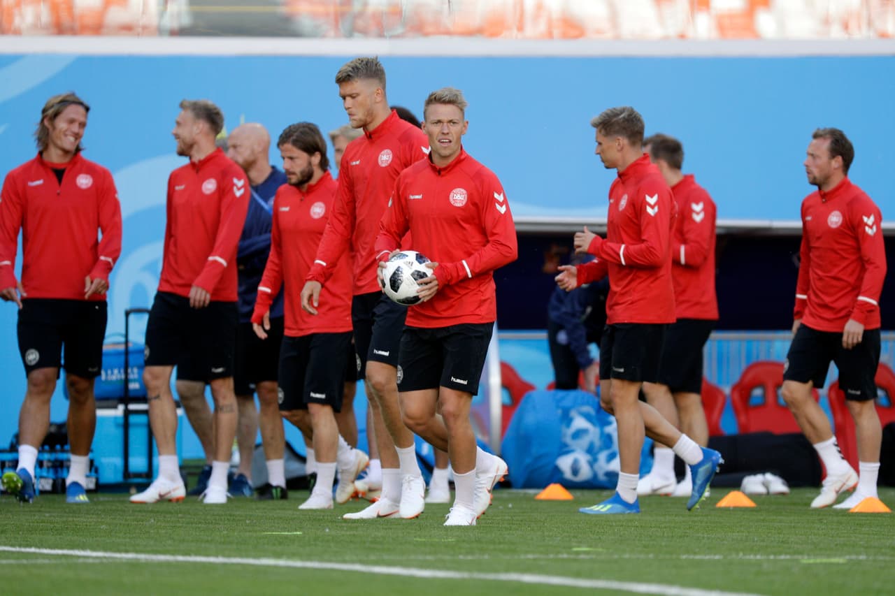 Australia supone un gran reto en lo físico para los daneses y el equipo nórdico lo sabe, por lo que se antoja que se viene un partdido de una gran exigencia.