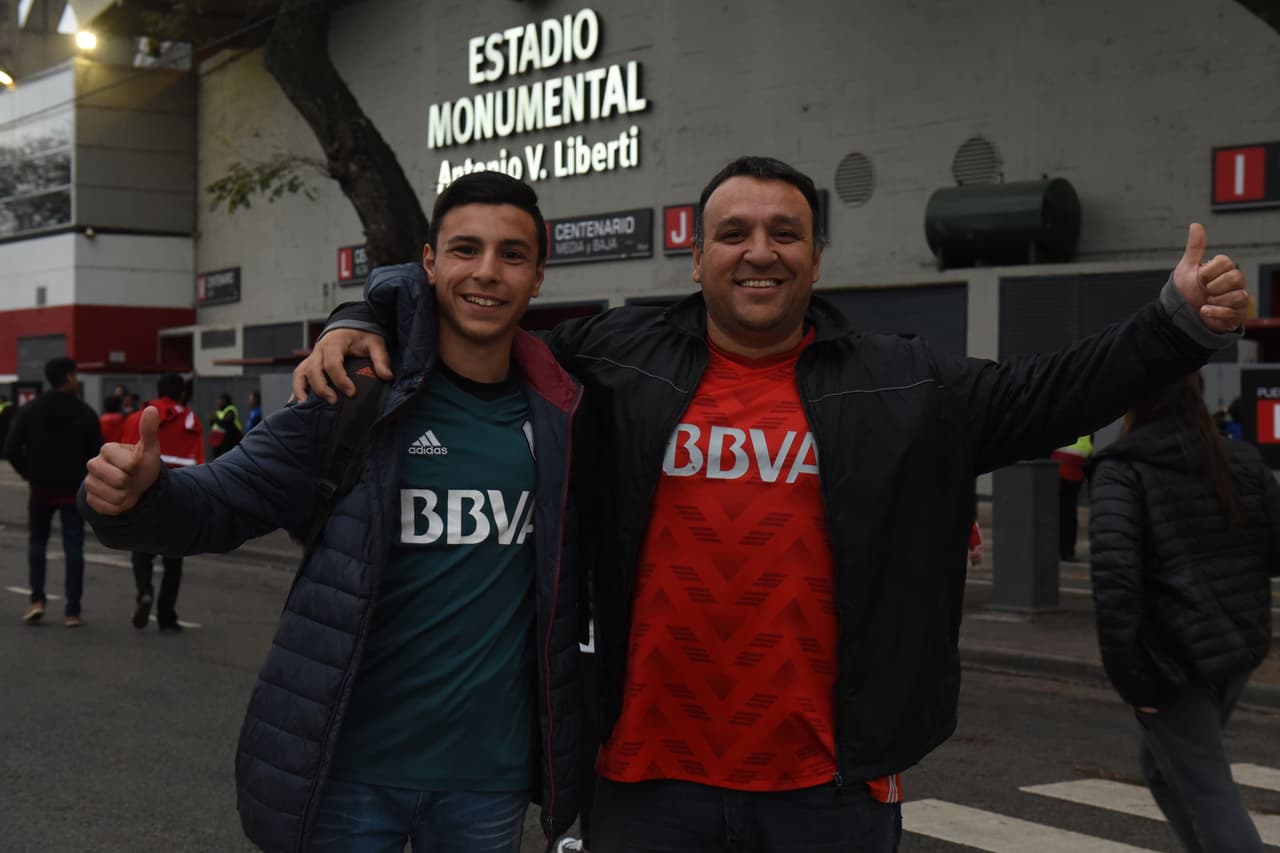 Aficionados y jugadores se alistan para el duelo de semifinales por la Copa Libertadores.