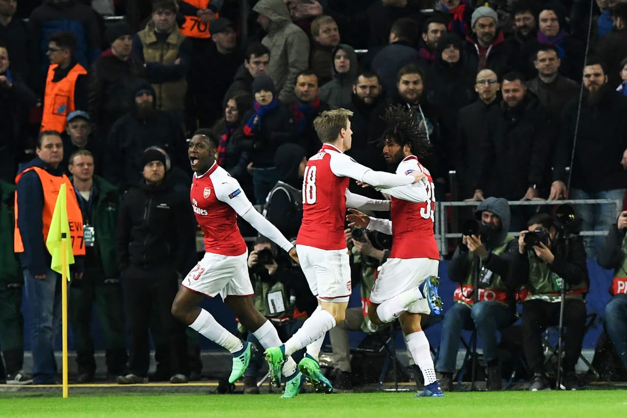 El gol de Danny Welbeck (foto) bajó las revoluciones del local al minuto 30 del segundo tiempo y el de Aaron Ramsey al minuto 45 salvó el invicto.