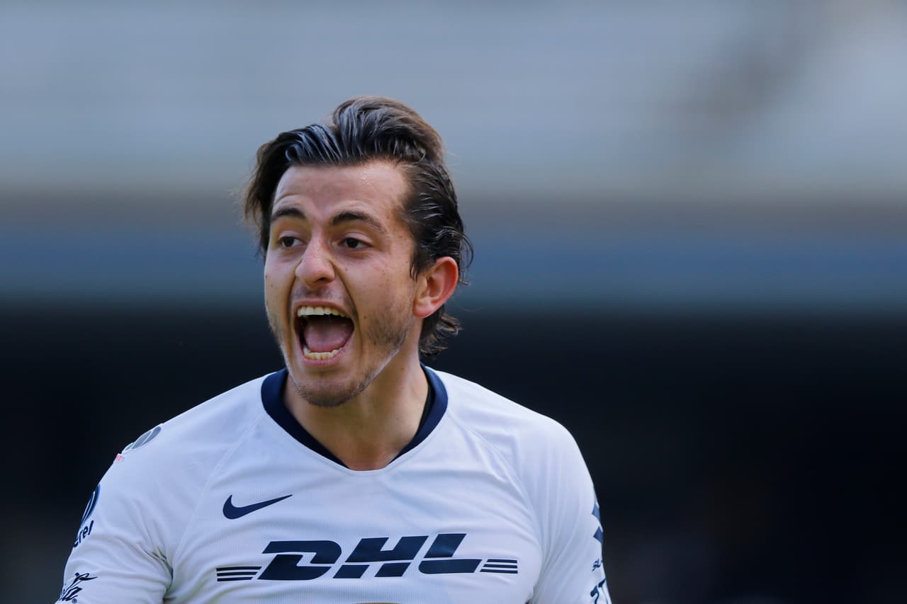 Con dos goles de desventaja en el primer tiempo, Pumas buscó reaccionar con más desespero que fútbol.