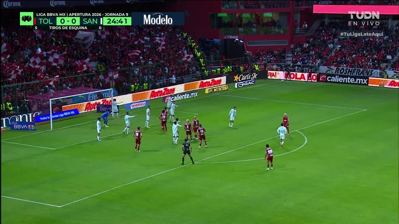 ¡GOL!  anota para Toluca. Federico Viñas