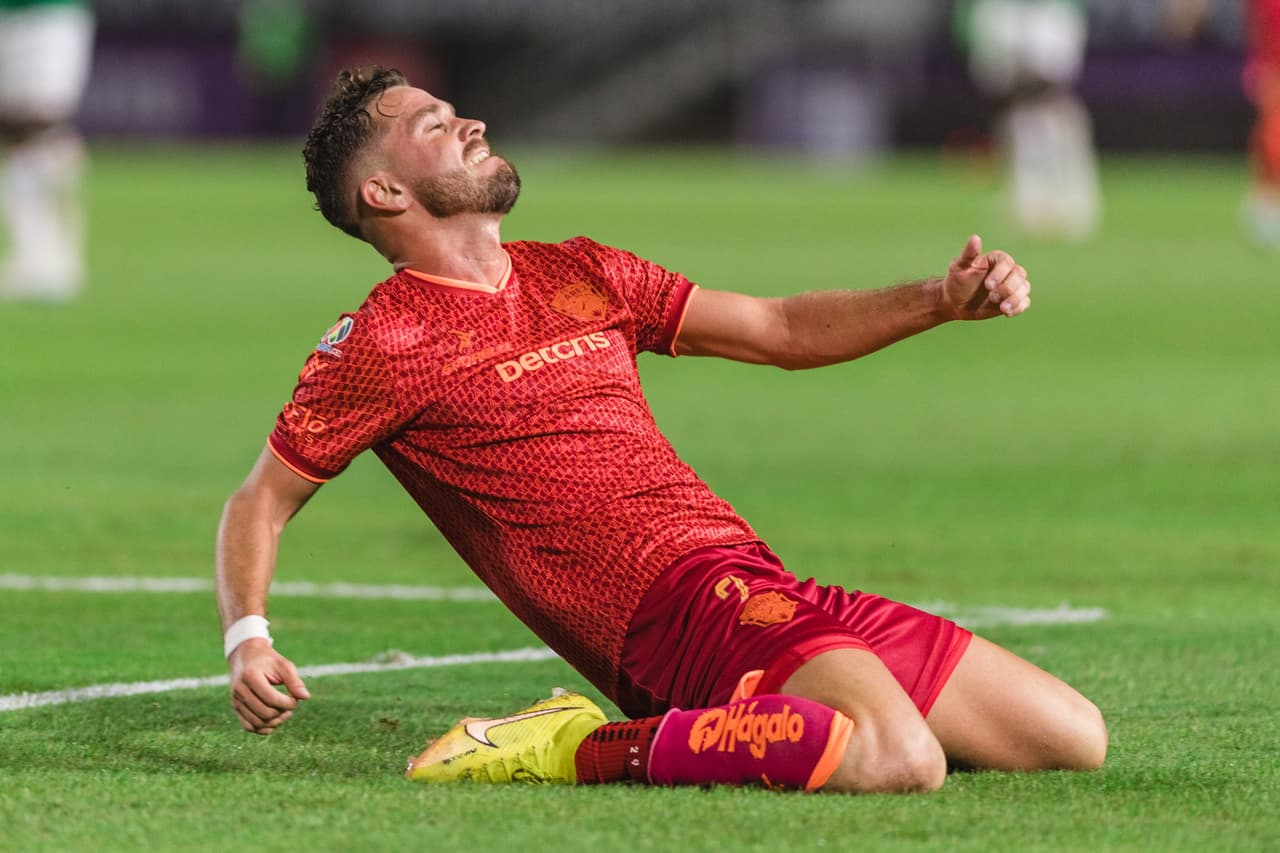 FC Juárez derrotó a Mazatlán en el Kraken como parte de la Jornada 5 del Clausura 2023 con goles de Denzell García, Tomás Martín Molina y Mauro Laínez. Los Cañoneros descontaron gracias a Ake Loba y Fernando Illescas siguen sin ganar en el torneo, donde ocupan la última posición de la General.