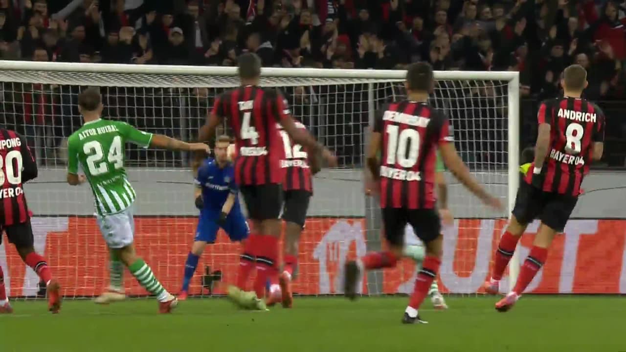 ¡TIRO ATAJADO! disparo por Aitor Ruibal.