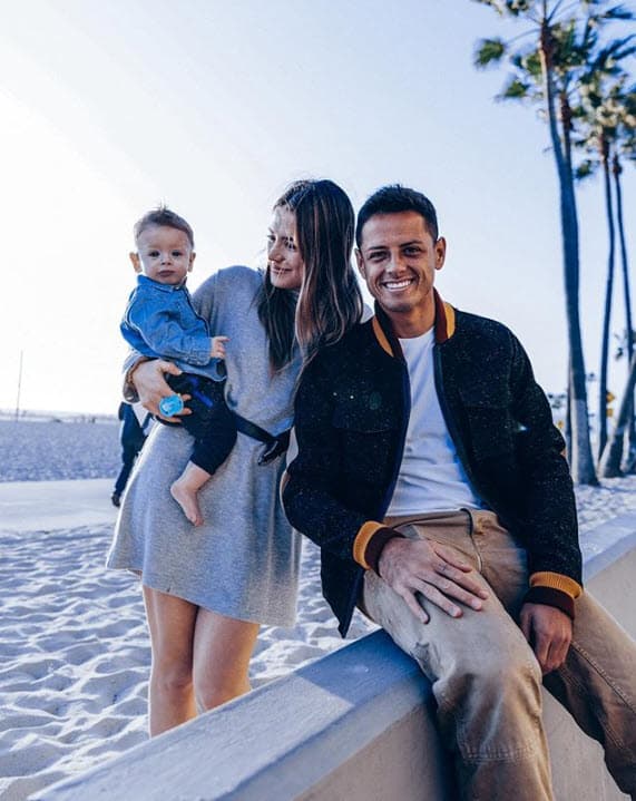 Desde el 21 de enero pasado 'Chicharito' llegó a Los Ángeles para seguir con su carrera en la MLS y seguir disfrutando de su faceta como padre.