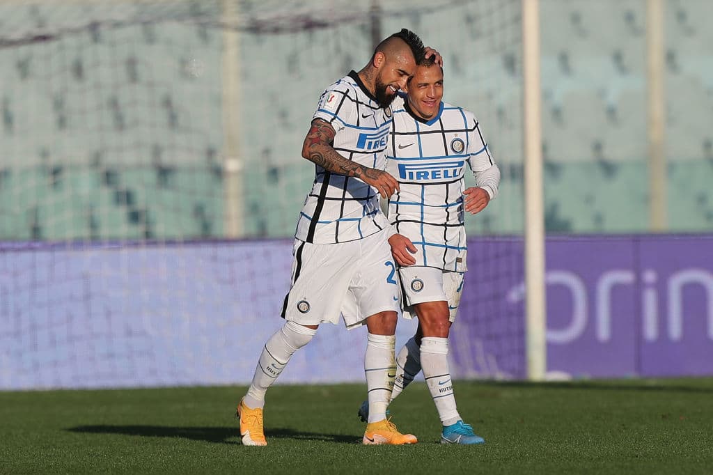 Inter despachó a Fiorentina 1-2 en el Artemio Franchi. Arturo Vidal (40’) abrió el marcador anotando por la vía penal. Kouamé (57’) emparejó los cartones y Lukaku (119’) marcó el tanto para conseguir el pase a los Cuartos de Final, donde se enfrentarán al Milan.