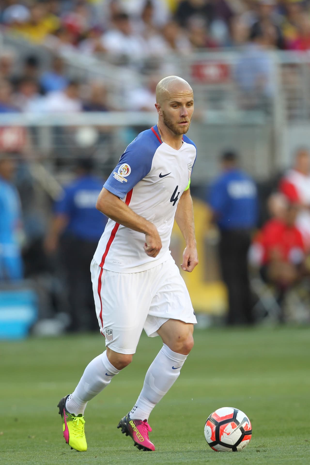 La calificación de Michael Bradley después de dos partidos es 66.3; el Americano está en la posición 24 entro los mediocampistas de la CAC.