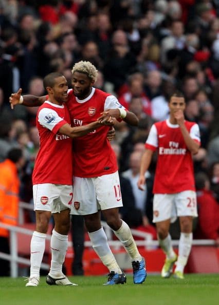 En este grupo de amigos también estuvo Alex Song, que llegó al Arsenal en el 2005 y fue el último de los 4 en abandonar la nave, en el 2012.