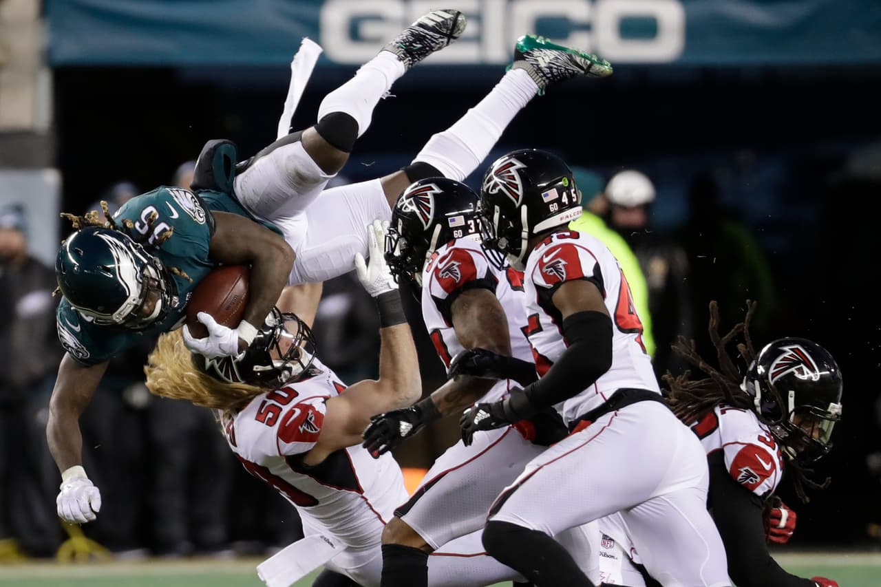 Jay Ajayi ha sido una gran aportación para los Eagles. Hoy sumó 54 yardas en 15 oportunidades para ser el mejor corredor del equipo