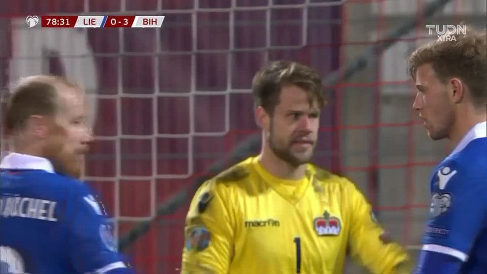 Tiro de esquina para Bosnia and Herzegovina