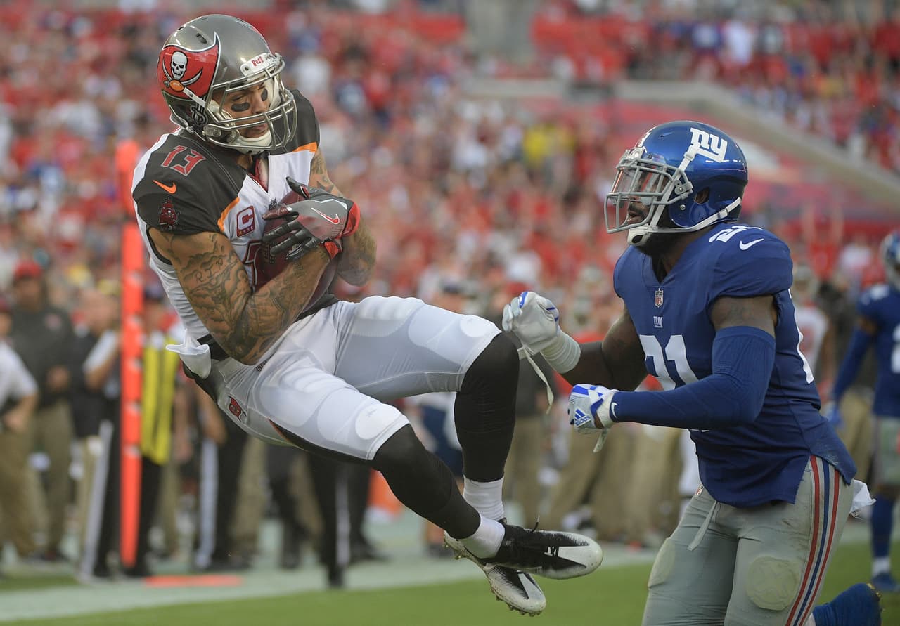 Mike Evans atrapó un pase de anotación de los tres que lanzó Jameis Winston en el apretado juego contra los Gigantes.