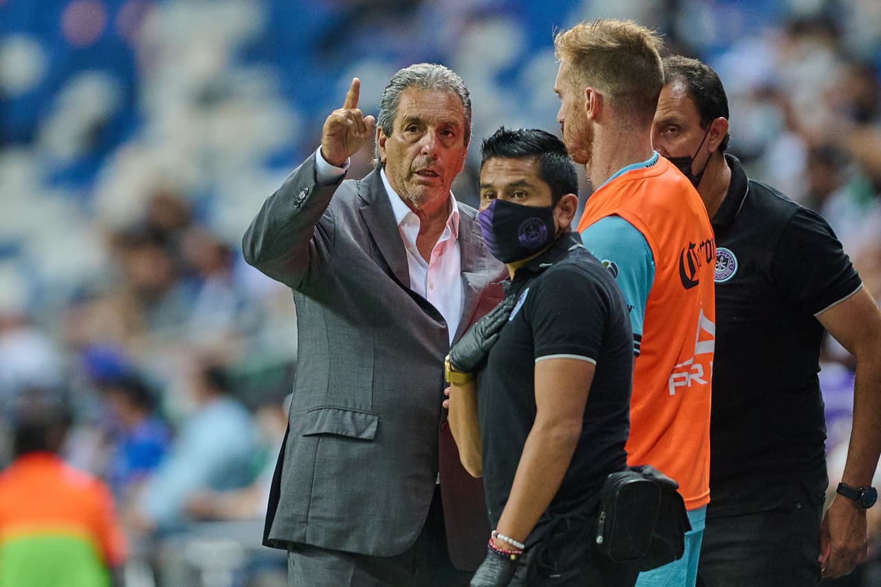 Rayados de Monterrey venció por la mínima diferencia Mazatlán FC y confirmó su pase directo a Cuartos de Final, mientras que los de Tomas Boy están eliminados.