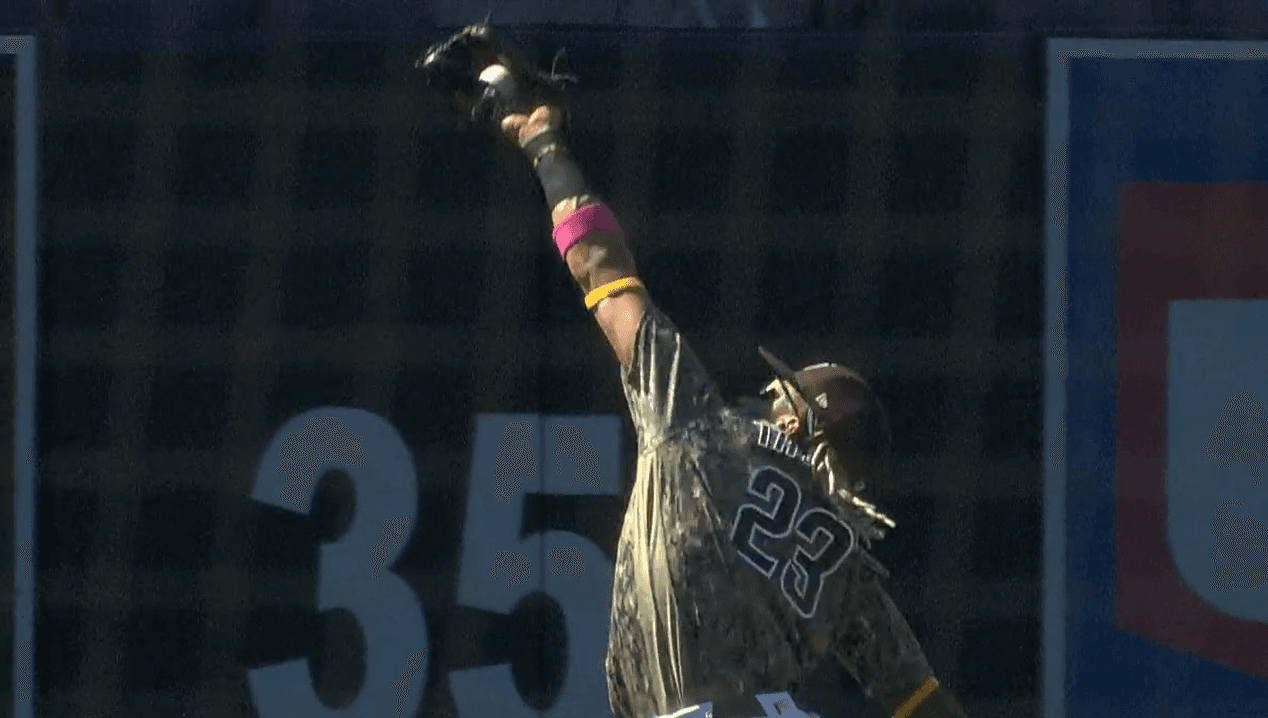 Esta impresionante jugada fue la clave para ganar el partido ante los Astros por 5-3.