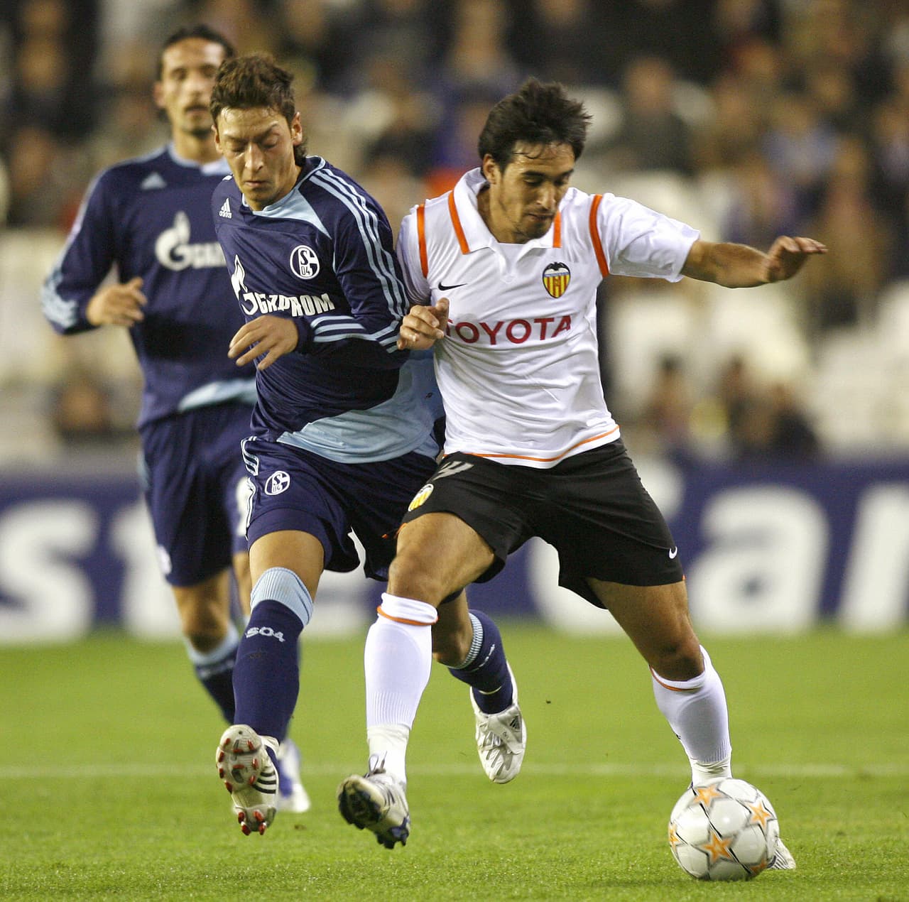 Özil fue una muestra clara que el Schalke a veces no sabe retener a su joyas o venderlas bien en el mercado.