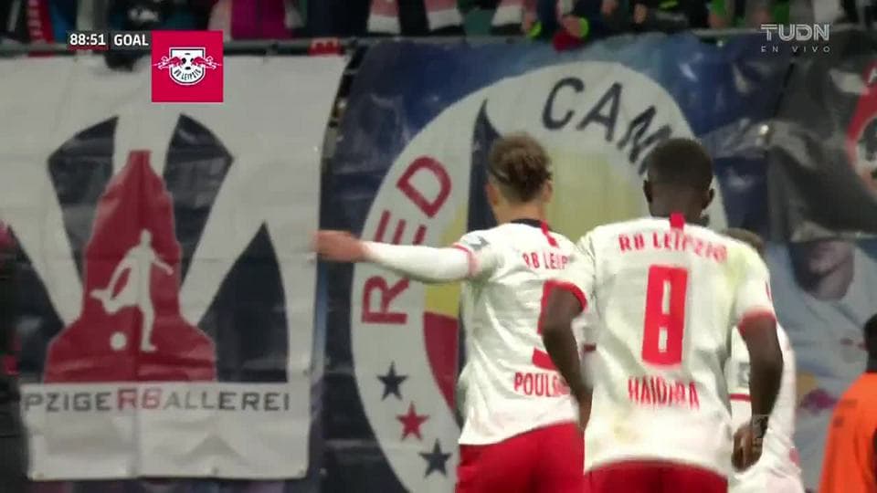 ¡GOOOL! Yussuf Poulsen anota para RB Leipzig
