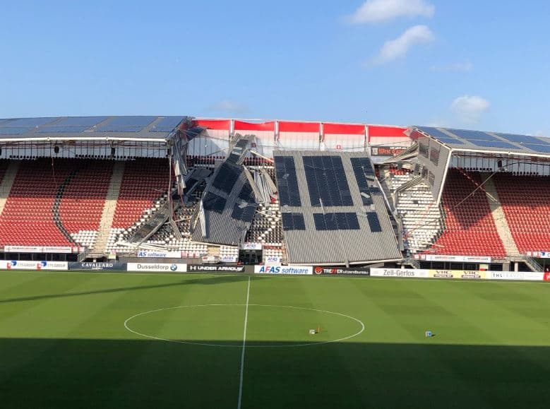 Se derrumba el techo del estadio del AZ Alkmaar