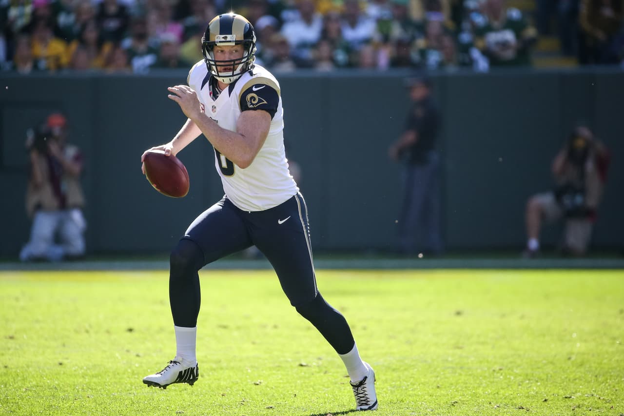 En su cuarta temporada egresado de Oregon State, es la primera ocasión que Hekker gana los honores como Especialista del Mes.