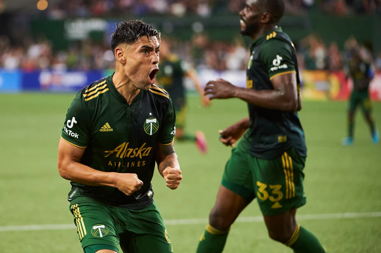 La igualdad fue conseguida por el delantero chileno Felipe Mora.