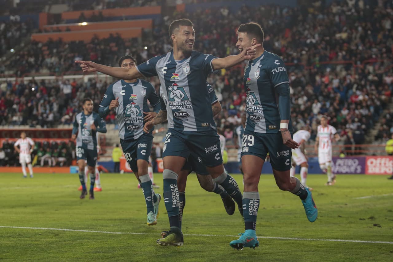 Pachuca se impone 2-1 a Necaxa y es lider del Clausura 2023.