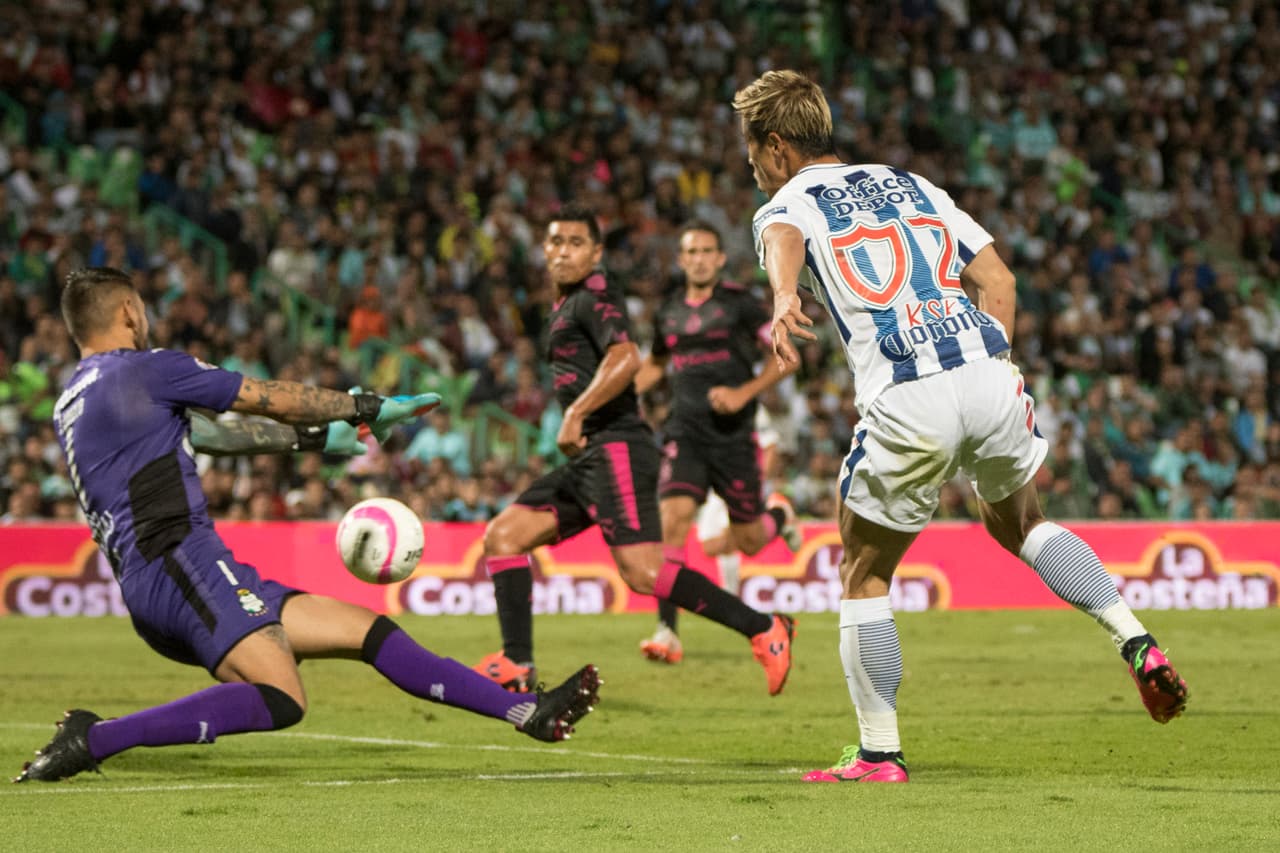 Un partido disputado de principio a fin. Primero Pachuca tuvo el dominio del encuentro pero Santos supo venir de atrás para igualar las acciones.