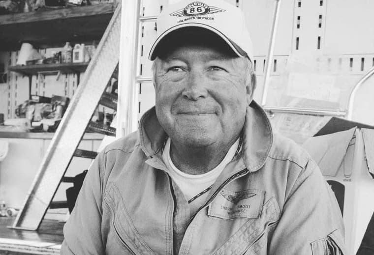 Veterano de Vietnam, el piloto muerto en accidente aéreo cerca del aeropuerto de Shafter