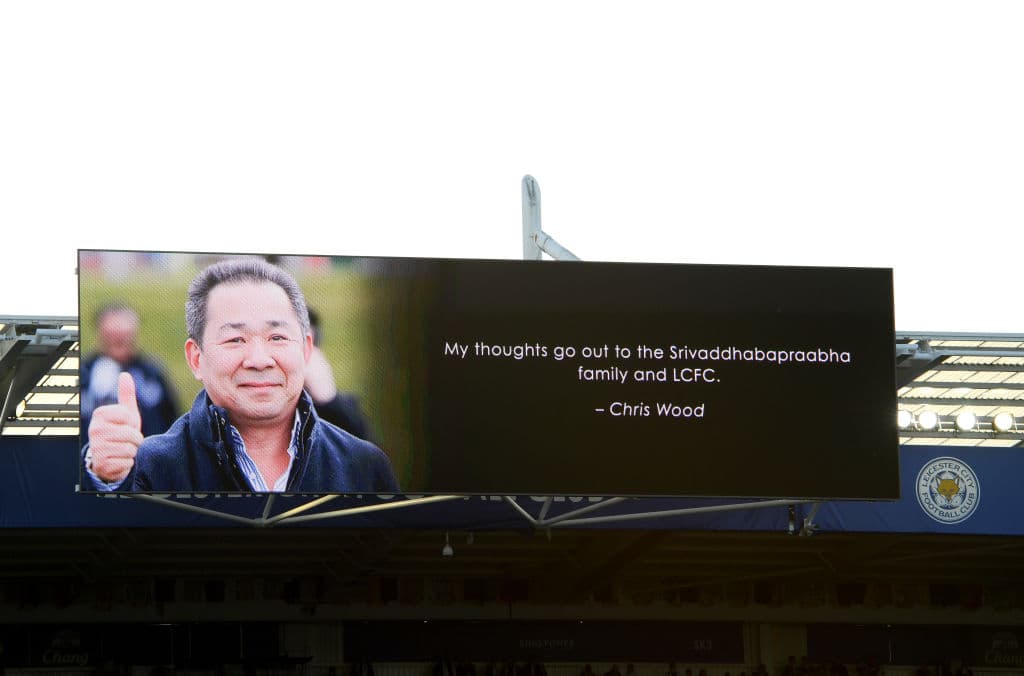 Uno de varios mensajes en el tablero electrónico del King Power Stadium en el homenaje.