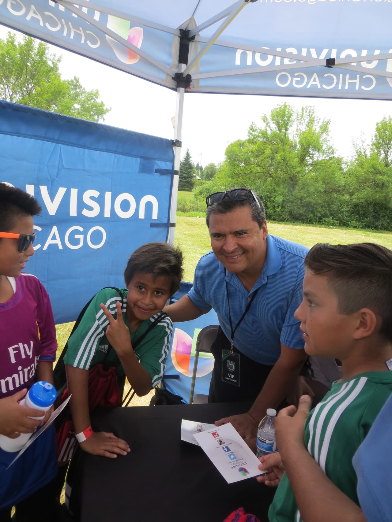 Héctor Lozano y Julio El Lobo de La Que Buena 105.1 dijeron presente en el torneo Copa Univision 2015. Mira que bien la pasaron.