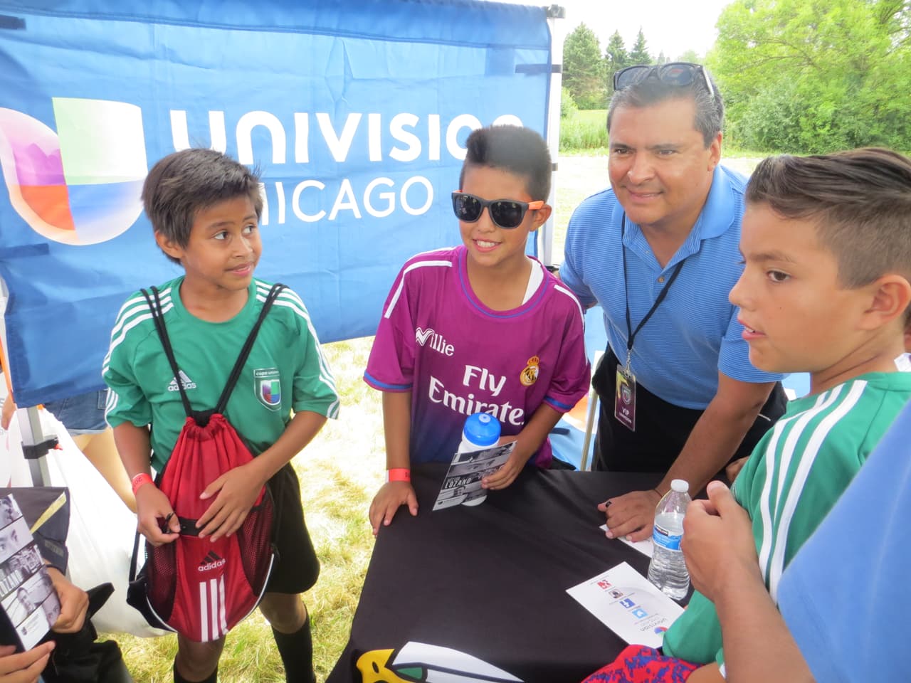 Héctor Lozano y Julio El Lobo de La Que Buena 105.1 dijeron presente en el torneo Copa Univision 2015. Mira que bien la pasaron.