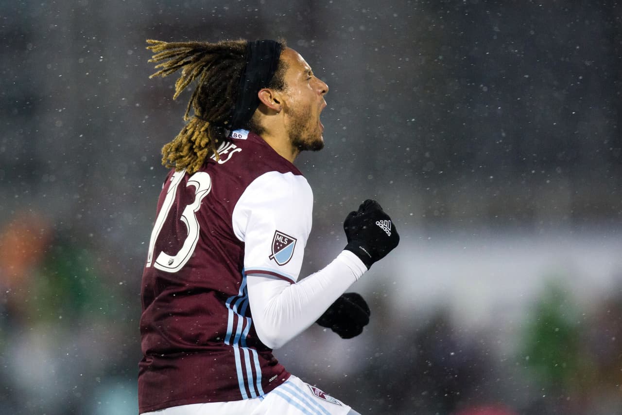 1) JERMAINE JONES | Regresó tras una larga suspensión, debutó con Colorado Rapids, y el veterano chico rudo respondió con gol y asistencia que significaron tres puntos. Meteórico ascenso hasta la posición de honor.