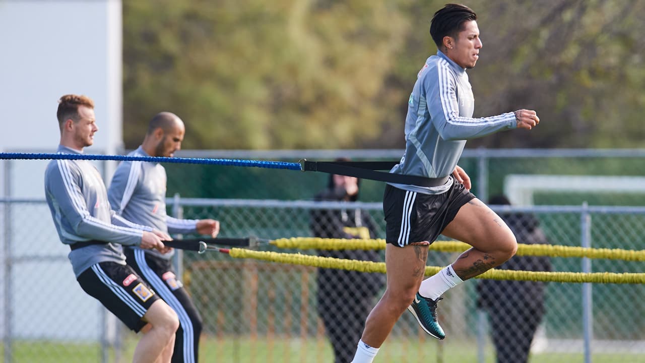 Revive interés del Marsella por Carlos Salcedo