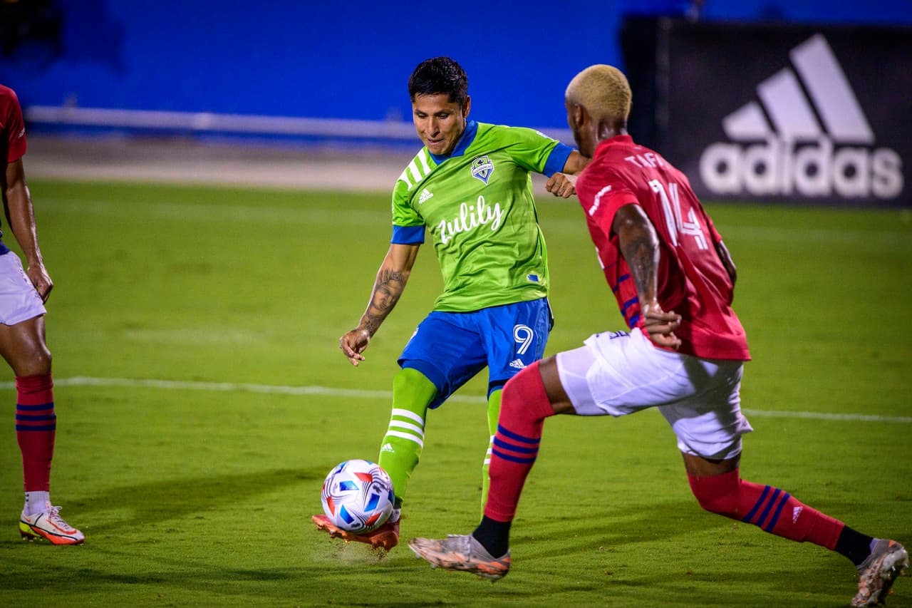 Un gol de Raúl Ruidíaz sirvió para que Seattle Sounders derrotara en Frisco, Texas, a FC Dallas y recuperara la primera posición en la Conferencia Oeste.
<br>