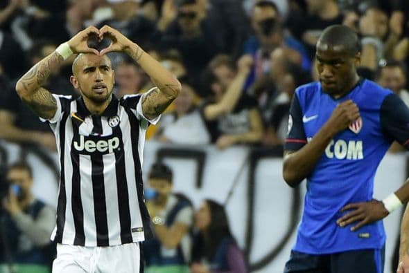 El chileno Arturo Vidal celebra el solitario del de Juventus ante Mónaco.
