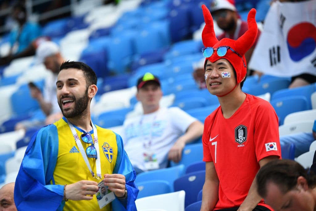 La alegría de los hinchas de Suecia y Corea del Sur la da un colorido especial al espectáculo en el duelo del grupo F entre dos de los rivales de México en el Mundial de Rusia 2018.