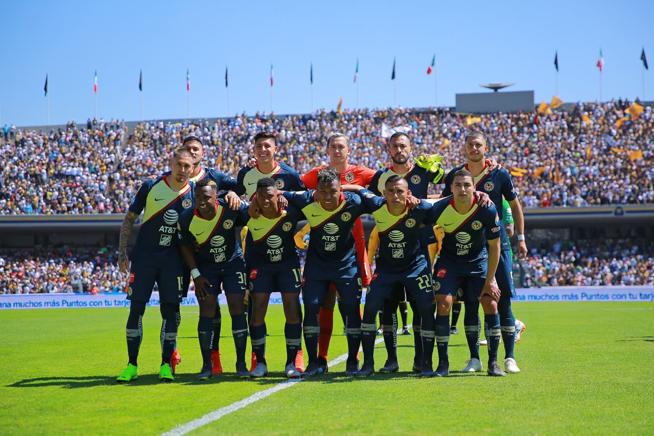 Formación inicial del campeón vigente del fútbol mexicano, las Águilas del América.