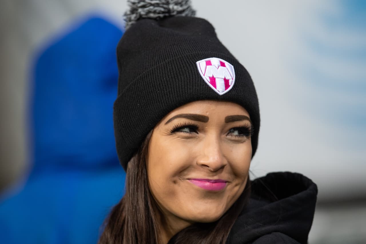 Ambiente festivo y de gran colorido por la Ida de la Semifinal entre Monterrey y Cruz Azul en la Liguilla de la Liga MX. Así lo vivieron la afición local y visitante.