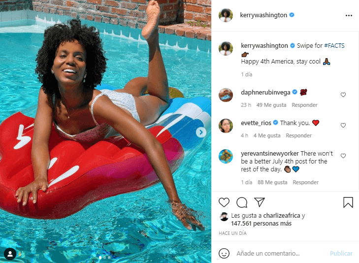 Kerry Washington festejó feliz en la alberca.