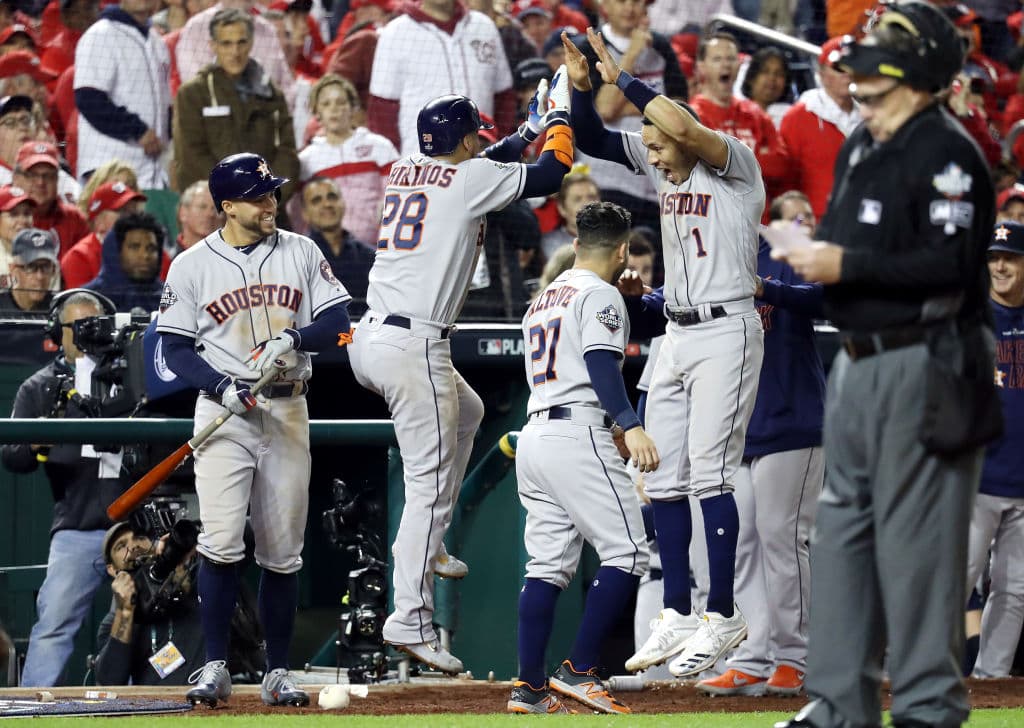 Los astros ganan 4-1 y le meten presión a los Washington Nationals.