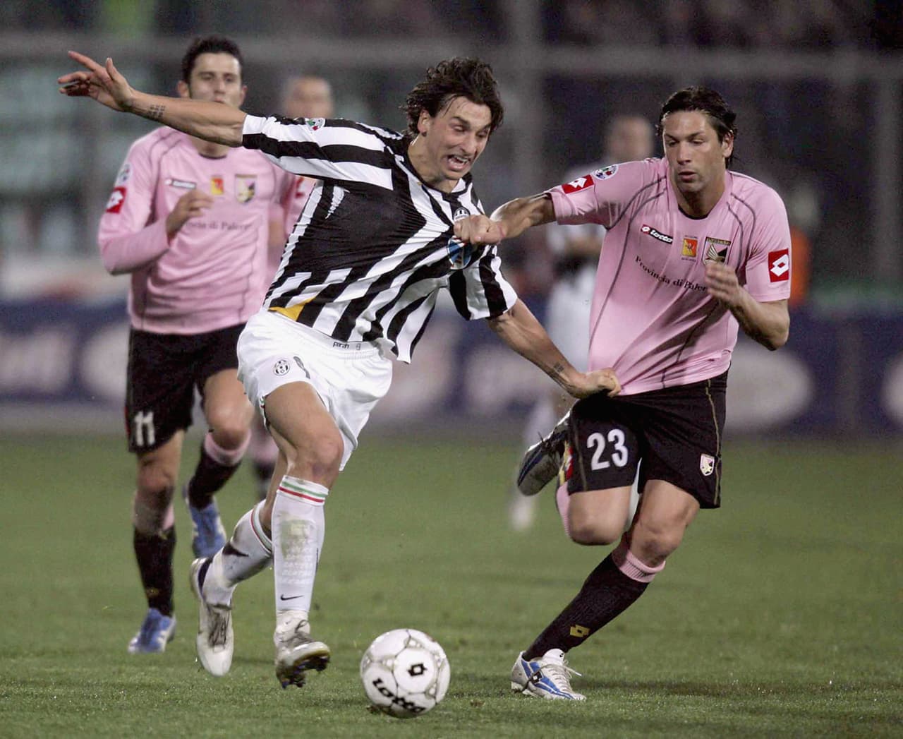 Juventus contó con los servicios del sueco desde 2004 hasta 2006.