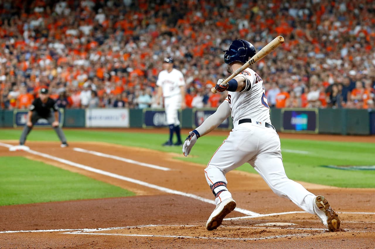 Triunfo con autoridad de los Houston Astros, 6-1 a los Rays, para avanzar a la Serie de Campeonato.