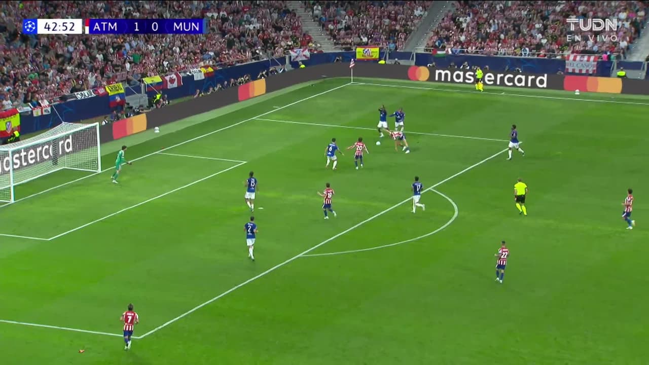 ¡GOL!  anota para Atlético de Madrid. Johnny Cardoso