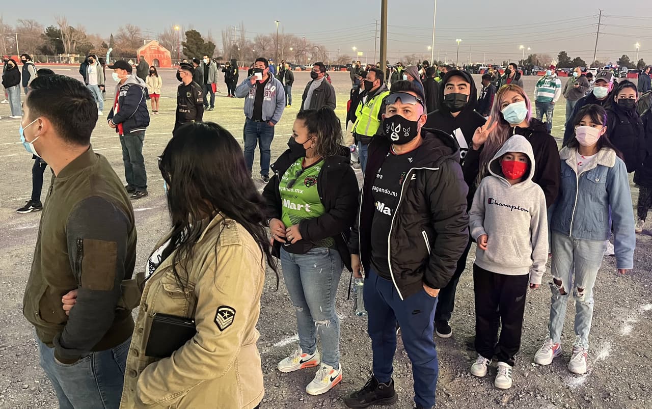 La afición se hizo presente en el Estadio Benito Juárez.