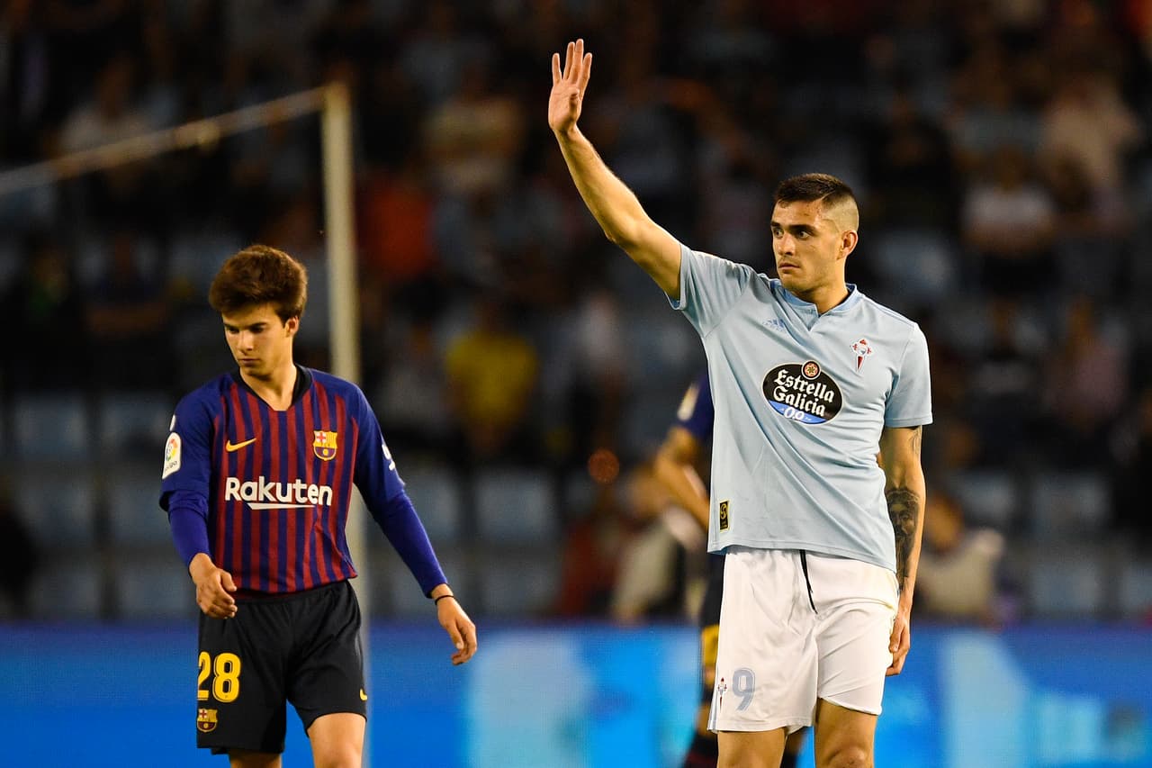 En España se dice que Maxi Gómez está cerca de dejar el Celta de Vigo y sumarse al Valencia, que busca reforzarse muy bien para la Champions League.