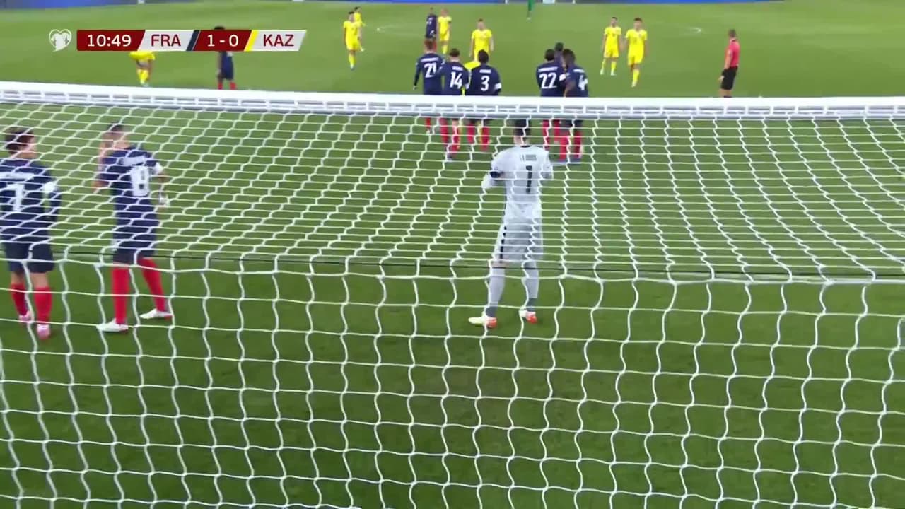 ¡GOL!  anota para Francia. Kylian Mbappé