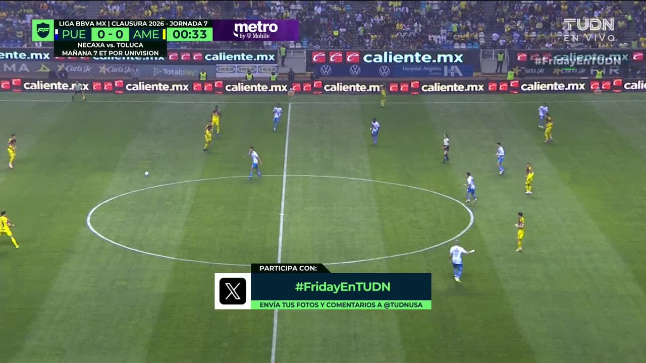 Arranca el partido y la pelota está en juego.