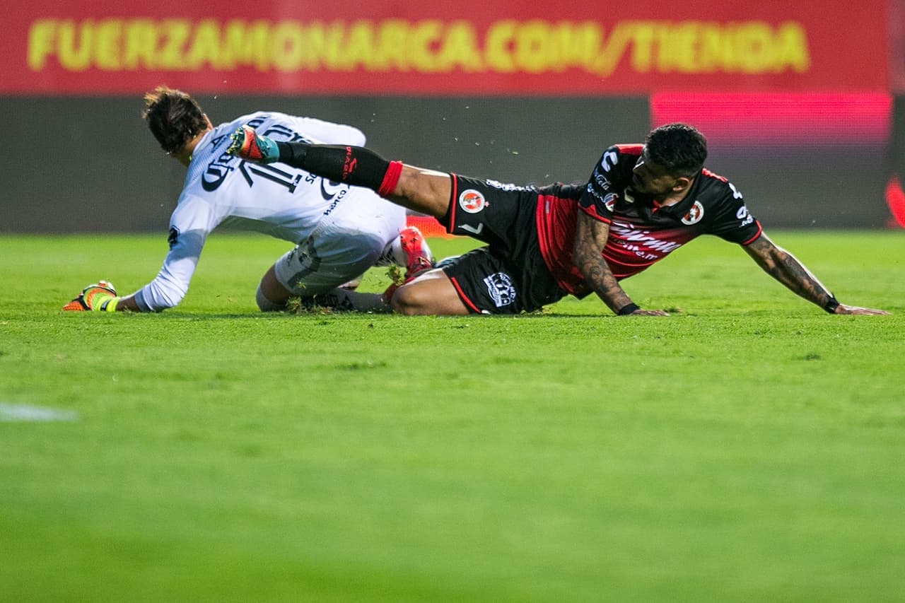 Xolos intentó más con garra que con fútbol regresar en el encuentro, pero jugar 75 minutos con inferioridad numérica es muy complicado.