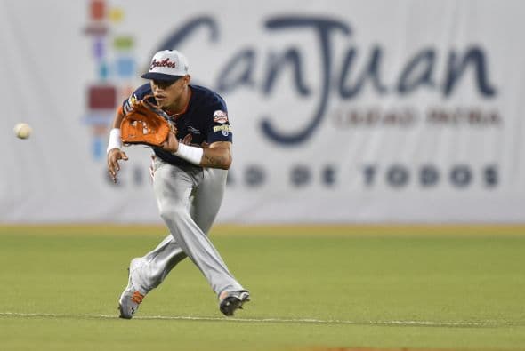 Los Cangrejeros tiraron una última patada de ahogado en el final del noveno inning cuando pisaron la goma por última vez, con una carrera remolcada por imparable de René Rivera.