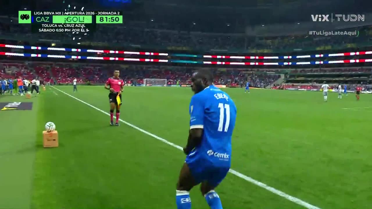 ¡Cruz Azul ya lo gana! Ebere rompe el empate y pone el 2-1