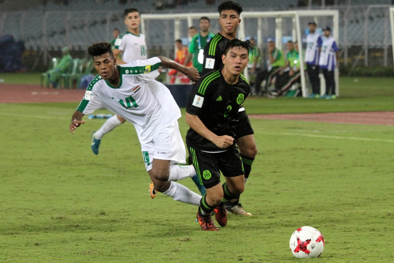 Pero México en el segundo tiempo fue mucho mejor. El Tri dominó el partido a placer aunque no le alcanzó para salir con la victoria.