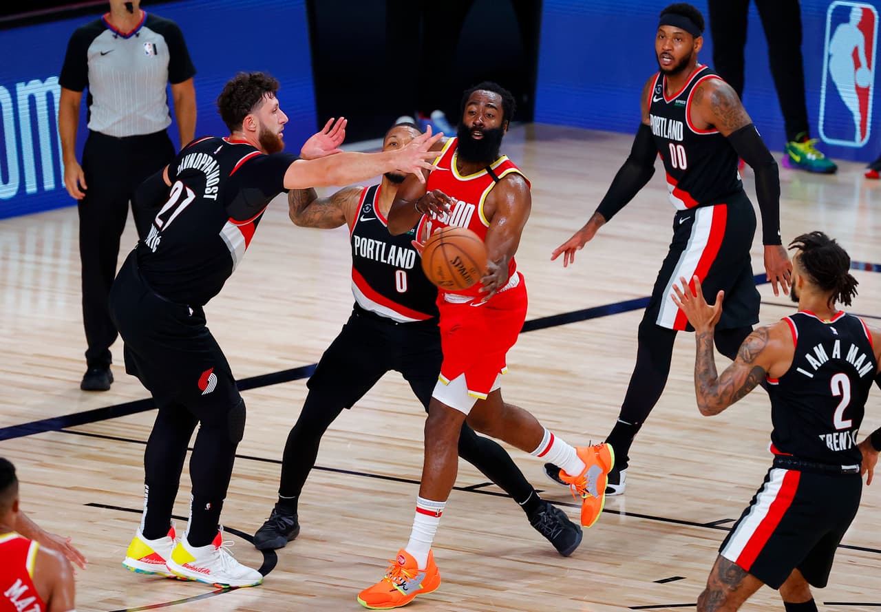 Carmelo Anthony rompe la racha de James Harden y los Rockets