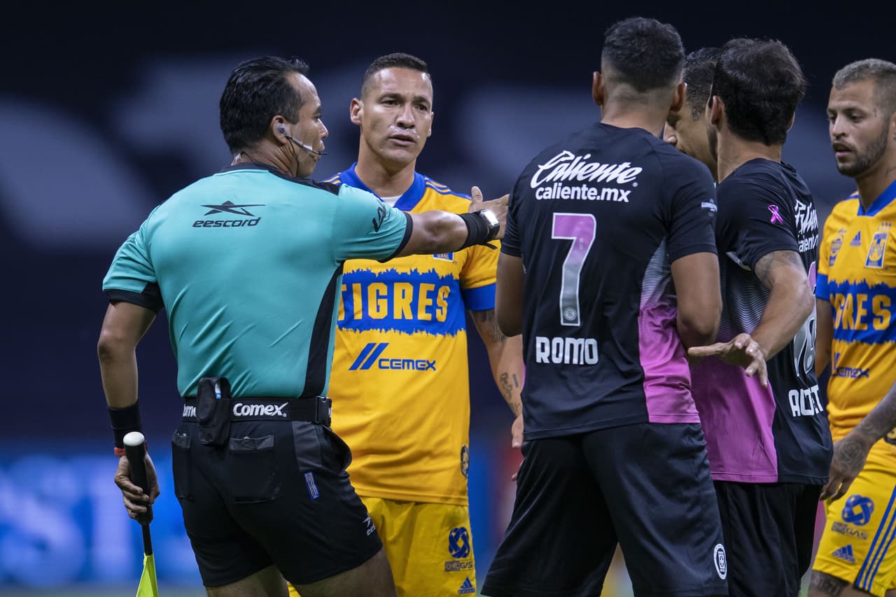 Los cementeros cayeron 2-0 y ponen en riesgo su calificación directa a la fiesta grande de la Liga MX. Nicolás López (69’) y Gignac (78’) marcaron por Tigres; ‘Cabecita’ Rodríguez falló un penal.