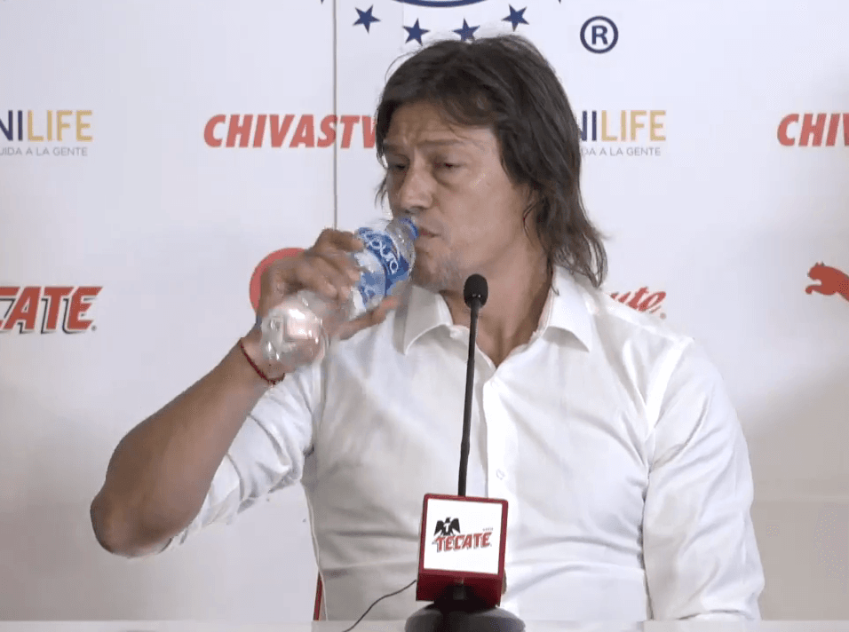 Se enorgullece de haber forjado un lazo tan sólido con los jugadores, quienes le pidieron que recapacitara, pero el argentino dijo que la dignidad es primero y espera haberles dejado esa ensañanza.